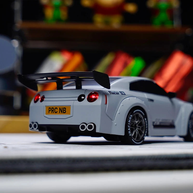 RC Mini Car Racing Drift – Model 1/24

Przeżyj emocje prawdziwego wyścigu w miniaturze! 🚗💨 Nasz RC Mini Car Racing Drift w skali 1/24 to idealny wybór dla małych i dużych fanów szybkiej jazdy.