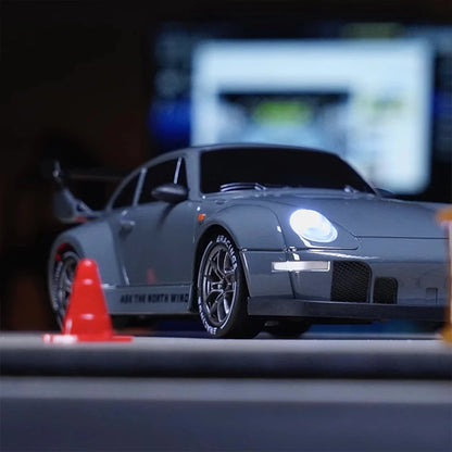 RC Mini Car Racing Drift – Model 1/24

Przeżyj emocje prawdziwego wyścigu w miniaturze! 🚗💨 Nasz RC Mini Car Racing Drift w skali 1/24 to idealny wybór dla małych i dużych fanów szybkiej jazdy.